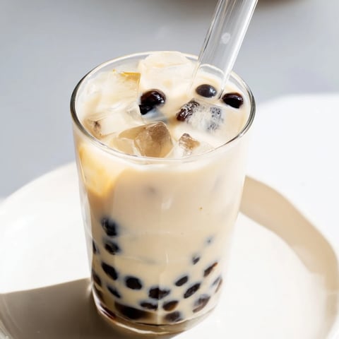 Creamy boba tea hack: Enjoy instant bubble tea, featuring chewy tapioca pearls and sweet condensed milk.