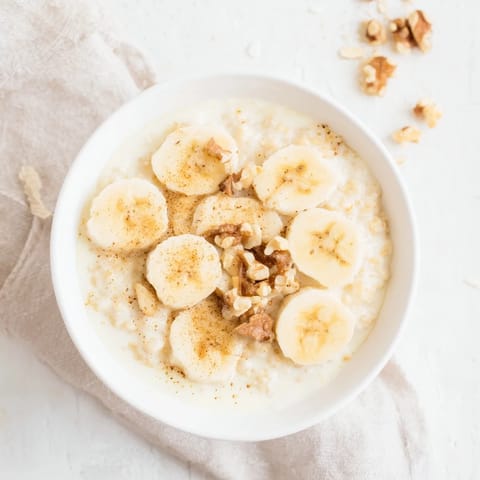 Microwave Banana Oats Bowl