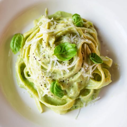 Creamy Green Pea Alfredo